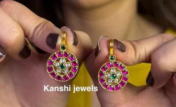 Kundan Stud Earrings​