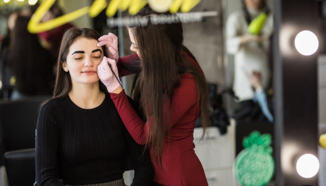 Event makeup artist